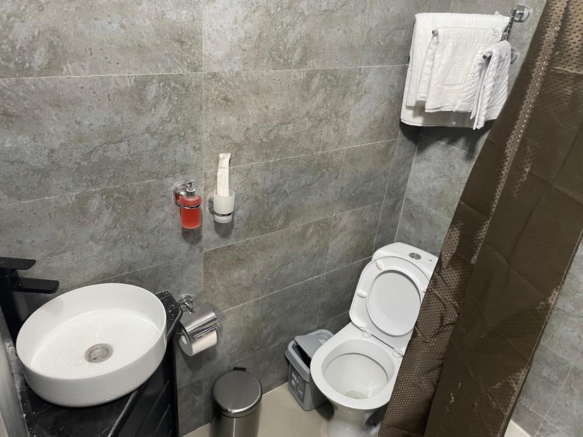 Hotel Mandarin Atirau Kültér fotó